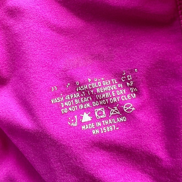 Skims Women's Pink High-Neck Crop Top - Picture 9 of 9